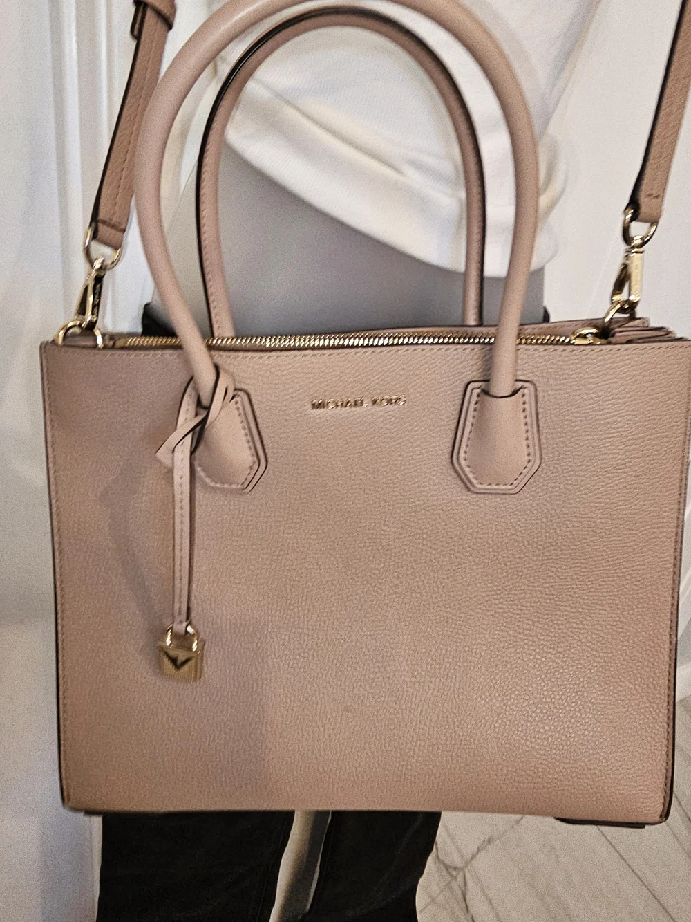 Michael Kors Women's Tote Bag in Taupe